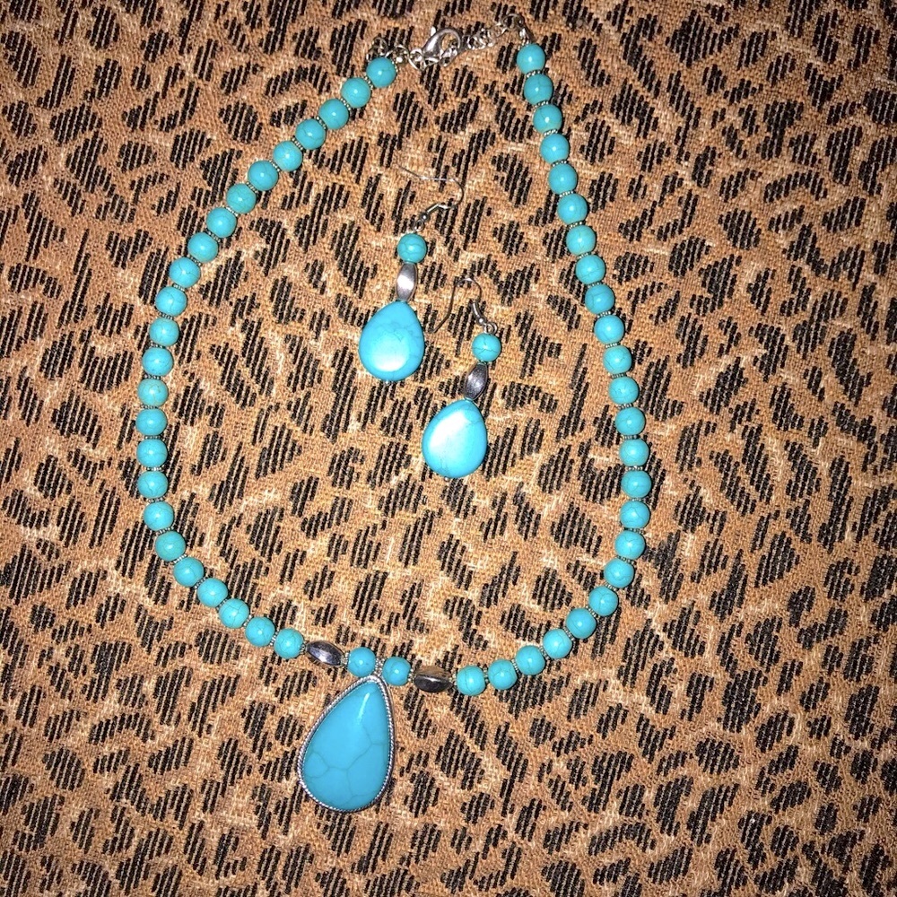 3/15 ✨ 3pc Turquoise Necklace and Earring Set